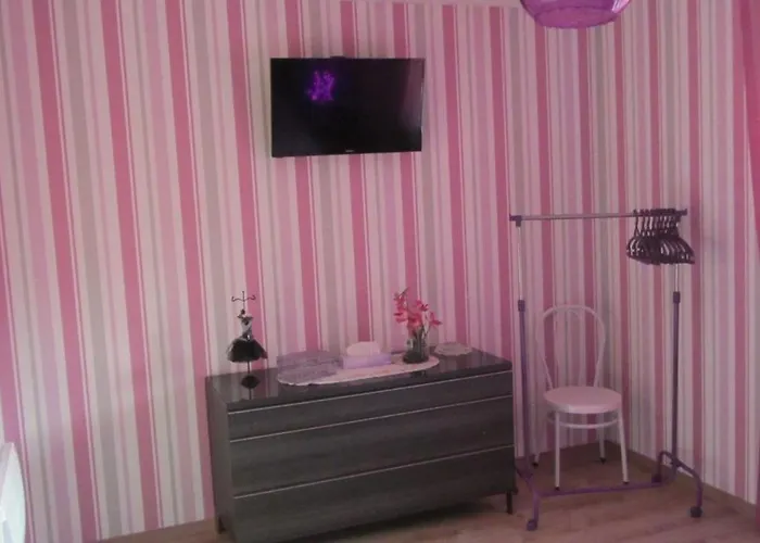 Bed & Breakfast Les Glycines Choloy